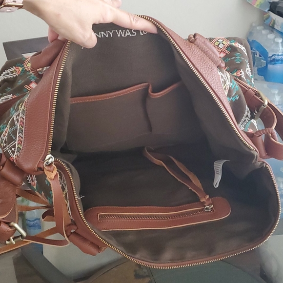 Johnny Was
CHANDRA OVERNIGHT TOTE - Picture 8 of 8